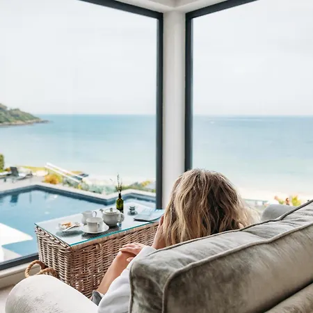 Carbis Bay And 4*